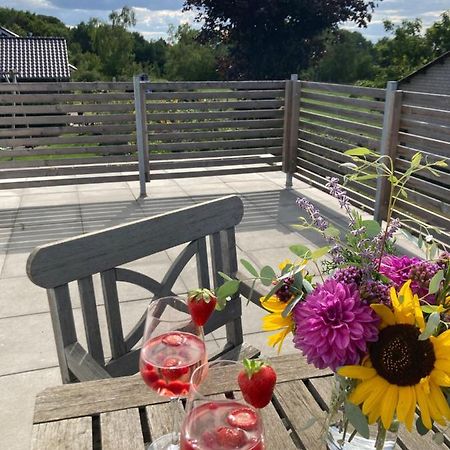 Ferienwohnung Heeser Birkenhof - Urlaub auf dem Bauernhof mit Blick ins Grüne Weeze Exterior foto